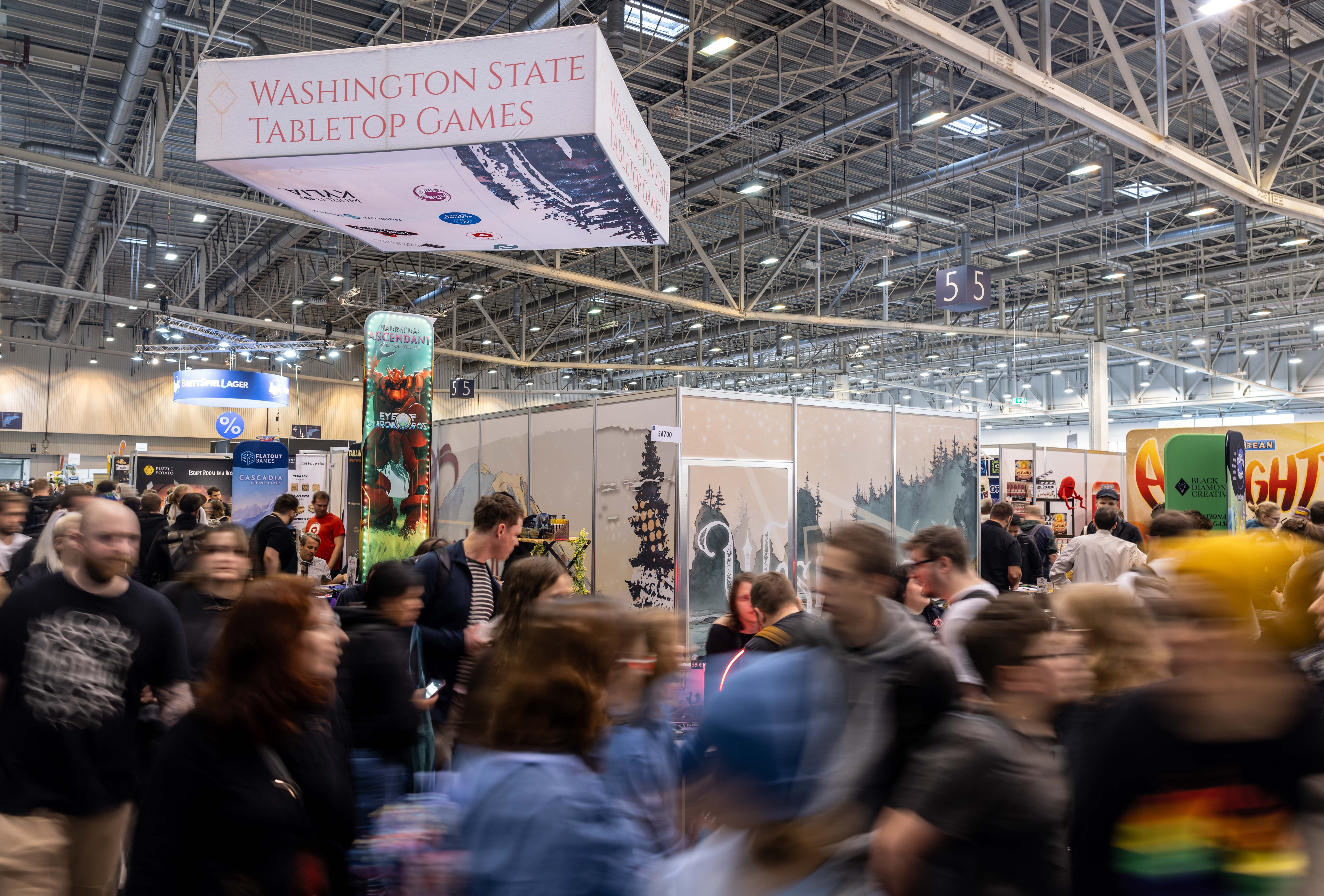 SPIEL Essen Besucher im Fluss